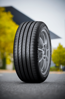 Goodyear EfficientGrip Performance 2 