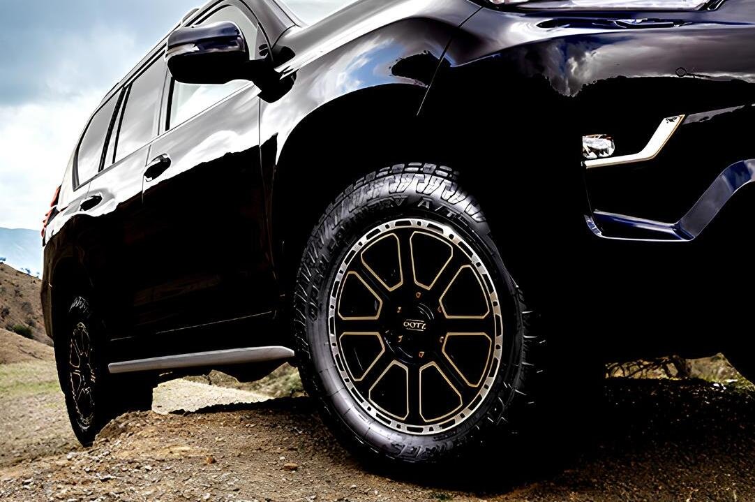 Nuevo Toyo Open Country ATIII montado en una SUV