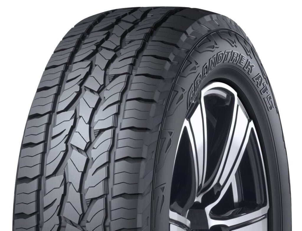 neumatico-dunlop-grandtrek-at5-en-lexus-nx-overtrail