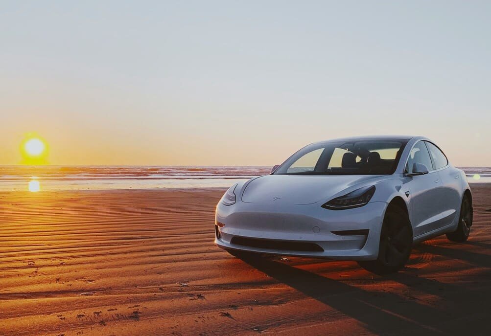 Tesla Model 3 - Neumaticos originales